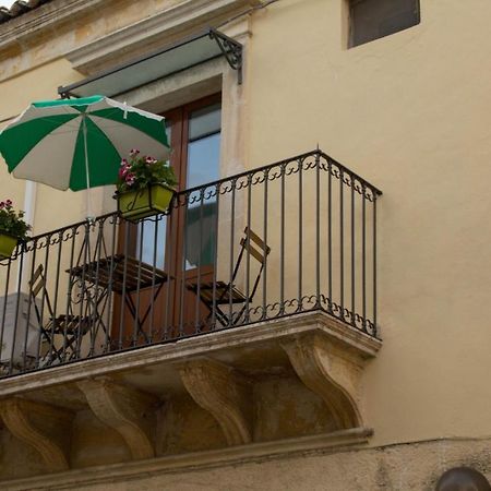 Noto Bedda Bed&Breakfast Екстер'єр фото