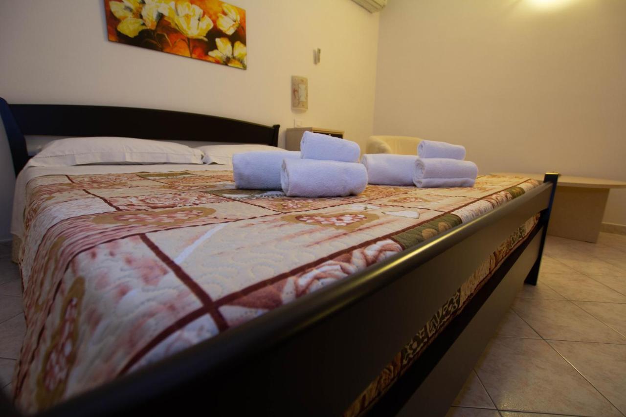 Noto Bedda Bed&Breakfast Екстер'єр фото